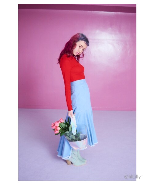 lilLilly（リルリリー）の「アシンメトリーヘムデニムロングスカート（スカート・レディース・WHITE/LT BLUE/BLUE・S/M）」の2枚目の写真