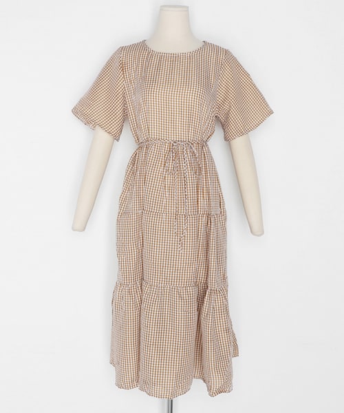 DHOLIC（ディーホリック）の「ストラップSETチェックギャザーワンピース（ワンピース・レディース・ブラック/ベージュ/レッド・FREE）」の2枚目の写真