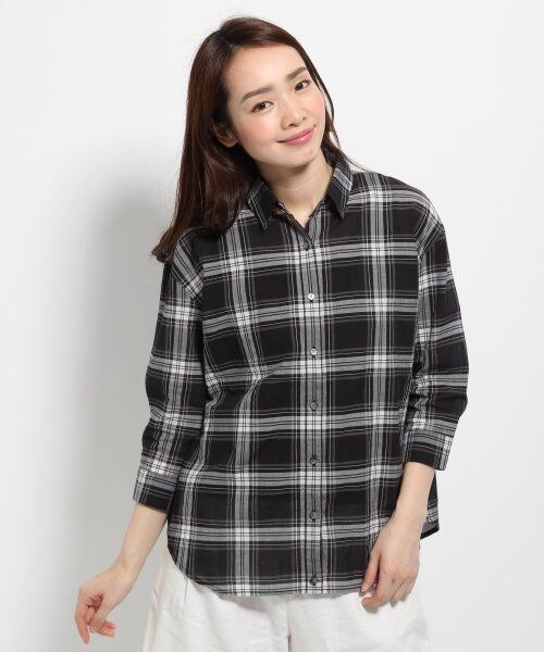 GLOBAL WORK（グローバルワーク）の「チェックカシュクールシャツ７分袖（トップス・レディース・ホワイト無地06/ブラックチェック09/レッドチェック38/グリーンチェック75/ブルー無地83/ネイビーチェック88・Ｓ/Ｍ/Ｌ）」の9枚目の写真