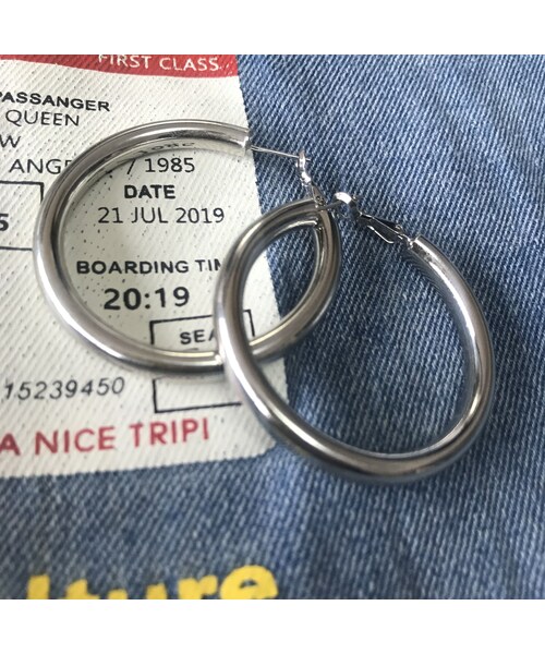 no brand（ノーブランド）の「Simpleフープピアス（ピアス（両耳用）・レディース・その他）」の5枚目の写真