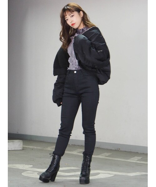 EVRIS（エヴリス）の「Basicスキニーデニムパンツ（デニムパンツ・ブラック・S/M/XS）」の22枚目の写真