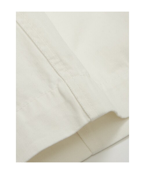 w closet(ダブルクローゼット)の「7ozスラブ入りホワイトデニムタック入りコクーンスカート(パンツ・レディース・ホワイト・FREE)」の5枚目の写真