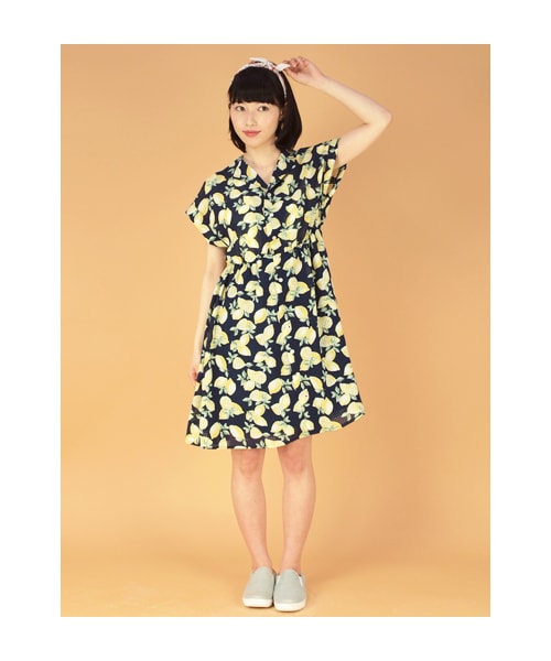 w closet（ダブルクローゼット）の「レモン柄開襟ウエストギャザー