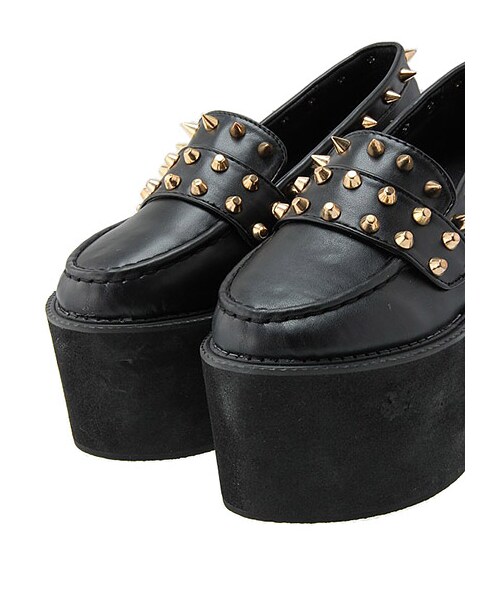 FIG&VIPER(フィグアンドバイパー)の「スタッズローファ(シューズ・レディース・ブラック・M/L)」の3枚目の写真