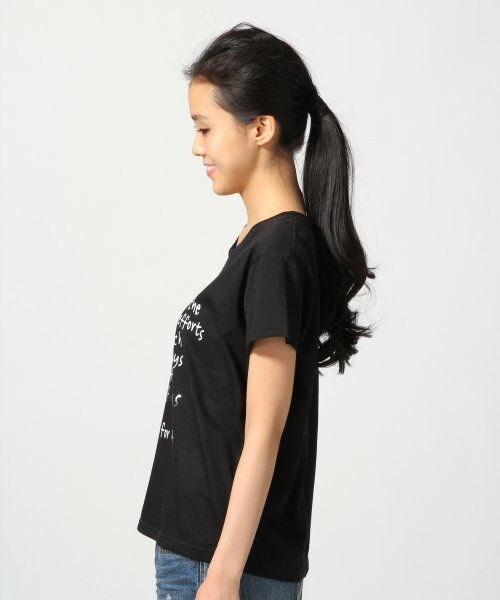 GLOBAL WORK（グローバルワーク）の「プリントT半袖（トップス・レディース・ホワイト(ゴールド)02/ホワイト(ロゴ)05/ホワイト(ビーチ)06/ブラック09/グレー12・Ｓ/Ｍ/Ｌ）」の8枚目の写真