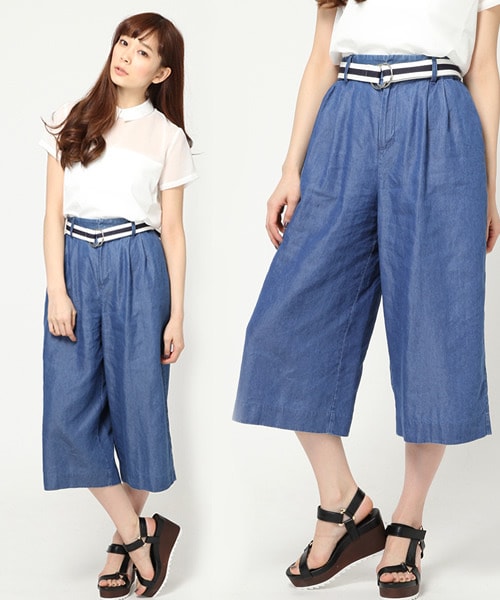 JEANASIS（ジーナシス）の「デニムワイドクロップドパンツ（パンツ・レディース・ライトブルー/インディゴブルー/ネイビー・FREE）」の2枚目の写真