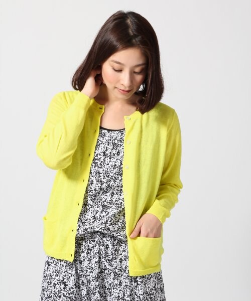 LEPSIM(レプシィム)の「12GラミーコットンクルーカーディガンLS(トップス・レディース・オフ/ブラック/レッド/イエロー/グリーン/ブルー・M/L)」の5枚目の写真