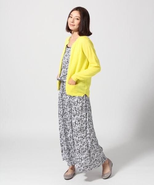 LEPSIM(レプシィム)の「12GラミーコットンクルーカーディガンLS(トップス・レディース・オフ/ブラック/レッド/イエロー/グリーン/ブルー・M/L)」の12枚目の写真