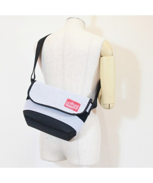 Manhattan Portage(マンハッタンポーテージ)の「Seersucker Casual Messenger Bag(その他・メンズ・Black/Navy・S)」の9枚目の写真
