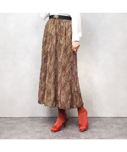 USED(ユーズド)の「Peacock wing skirt(スカート・レディース・その他)」の2枚目の写真