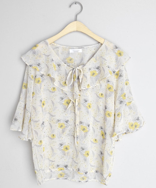 DHOLIC(ディーホリック)の「フリルネックリボン花柄ブラウス(シャツ/ブラウス・レディース・ピンク/ベージュ/ブルー・FREE)」の2枚目の写真