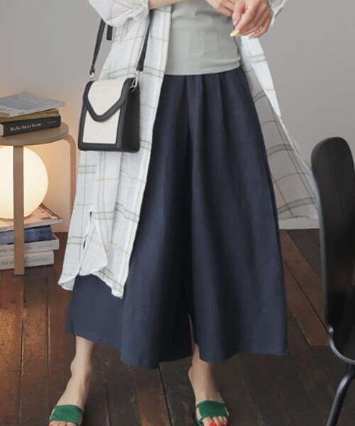 DHOLIC（ディーホリック）の「タックリネンフレアパンツ（その他パンツ・レディース・グリーン/グレー/ブラウン・FREE）」の2枚目の写真