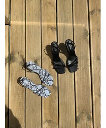 no brand | パイソン柄サンダル(サンダル)