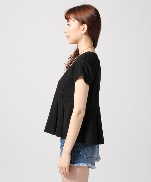 JEANASIS(ジーナシス)の「キリカエペプラムSS(トップス・レディース・オフホワイト/ブラック・FREE)」の3枚目の写真