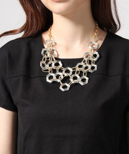 JEANASIS(ジーナシス)の「キリカエペプラムSS(トップス・レディース・オフホワイト/ブラック・FREE)」の5枚目の写真