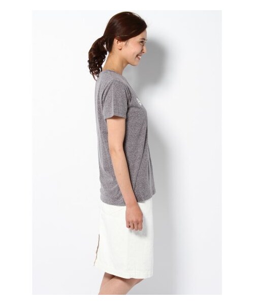 Champion（チャンピオン）の「CHAMPION ロゴTシャツ（カットソー・Ｔシャツ・レディース・グレー/グレーA/ナチュラル/グリーン C・フリー）」の6枚目の写真