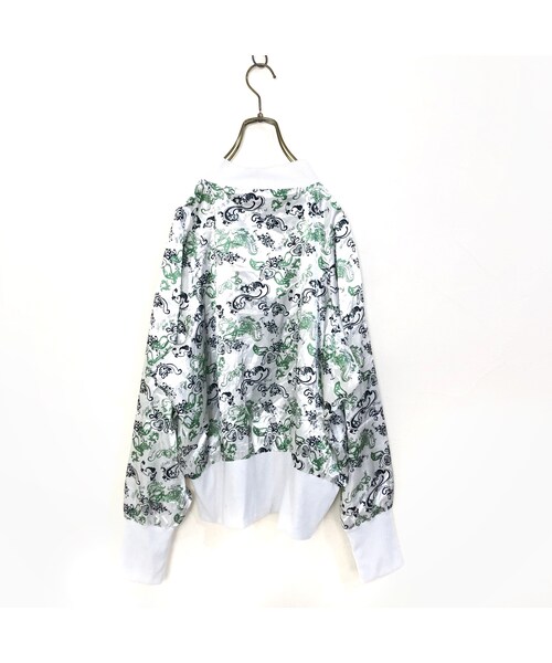 USED(ユーズド)の「Caren Sport white jacket(ナイロンジャケット・レディース・その他)」の6枚目の写真