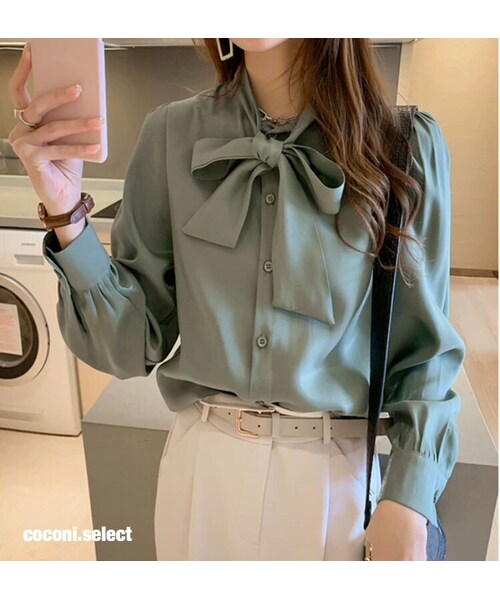 no brand(ノーブランド)の「CO192: フロントリボンシンプルシャツ(シャツ/ブラウス・レディース・その他)」の3枚目の写真