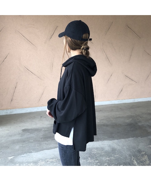 copine（コピン）の「ゆる可愛い！裾スリットパーカー(2color)【クリックポスト対象商品】（パーカー・レディース・その他）」の6枚目の写真