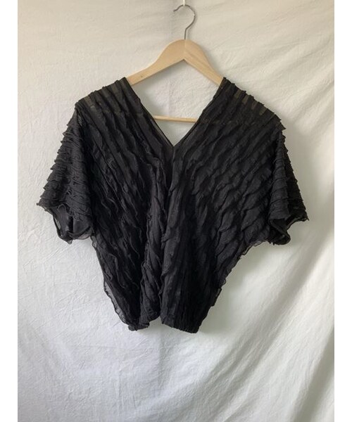 no brand（ノーブランド）の「フリルVネックT / 3collar（Tシャツ/カットソー・レディース・その他）」の11枚目の写真