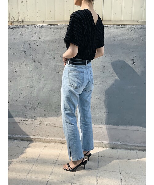 no brand（ノーブランド）の「フリルVネックT / 3collar（Tシャツ/カットソー・レディース・その他）」の2枚目の写真