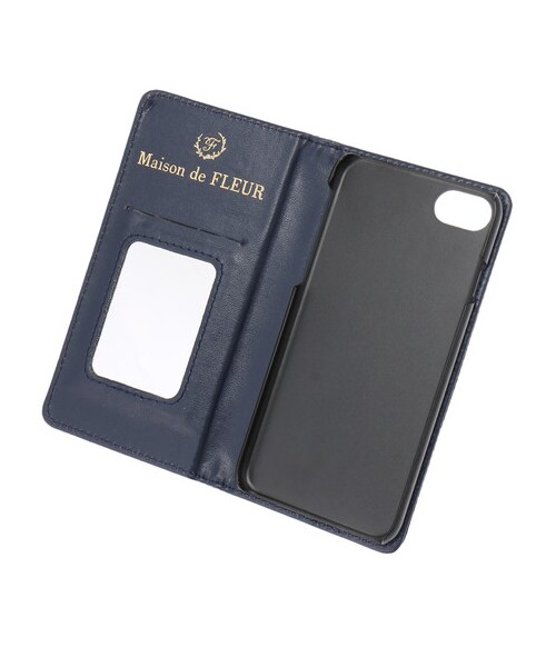 Maison de FLEUR（メゾンドフルール）の「《WEB限定》・リップマーク刺繍iPhone7/8ケース（アクセサリー・ピンク/ネイビー・F）」の4枚目の写真