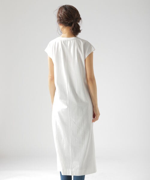 BAYFLOW（ベイフロー）の「≪WEB先行予約≫ロゴワンピース（ワンピース/ドレス・オフホワイト/チャコール/パープル）」の14枚目の写真