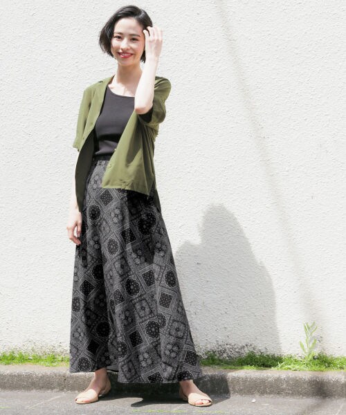LOWRYS FARM（ローリーズファーム）の「パネルペイズリースカート（スカート・オフ/ブラック）」の6枚目の写真