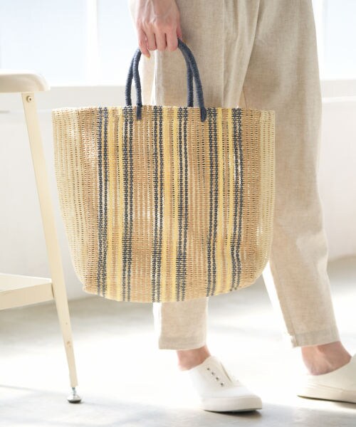 studio CLIP(スタディオクリップ)の「カラーアソートペーパートートバッグ(バッグ・ブラック/ピンク/ネイビー)」の3枚目の写真