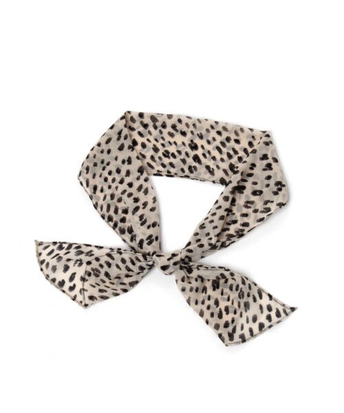 GLOBAL WORK（グローバルワーク）の「チビシフォンスカーフ（ファッション雑貨・ホワイトベース/ベージュベース）」の2枚目の写真