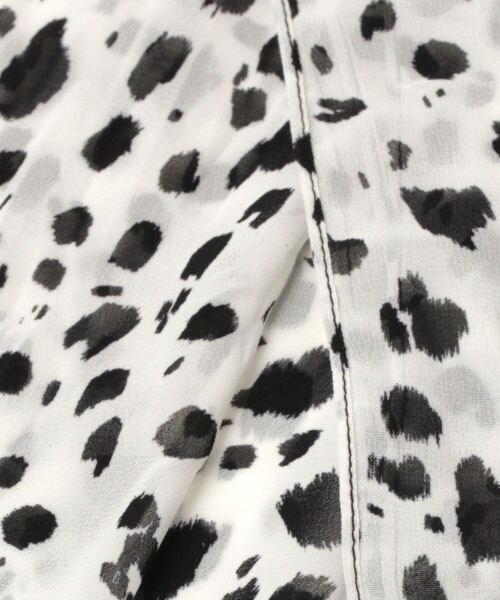 GLOBAL WORK（グローバルワーク）の「チビシフォンスカーフ（ファッション雑貨・ホワイトベース/ベージュベース）」の5枚目の写真