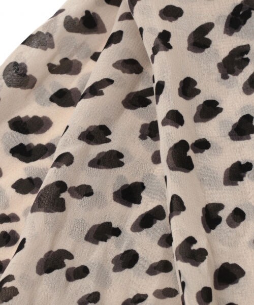 GLOBAL WORK（グローバルワーク）の「チビシフォンスカーフ（ファッション雑貨・ホワイトベース/ベージュベース）」の6枚目の写真