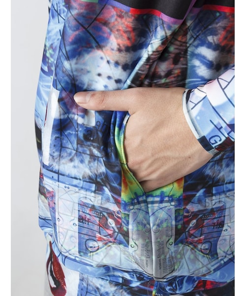 PLASTIC TOKYO(プラスチックトーキョー)の「LHP/エルエイチピー/PLASTICTOKYO/プラスティックトーキョー/GRAPHIC PARKA(トップス・メンズ・RED/BLUE・F)」の9枚目の写真