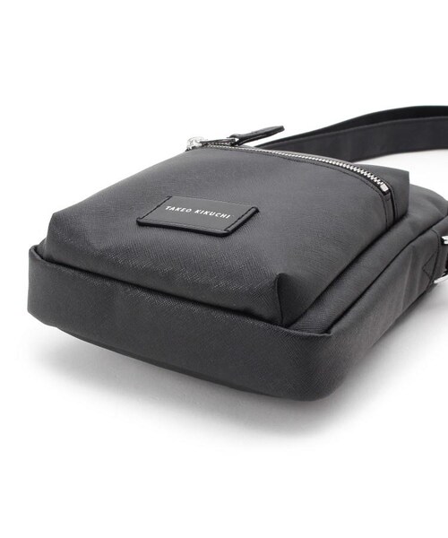 TAKEO KIKUCHI（タケオキクチ）の「PVCミニショルダーバッグ（バッグ・メンズ・ホワイト(502)/ブラック(019)・00）」の6枚目の写真