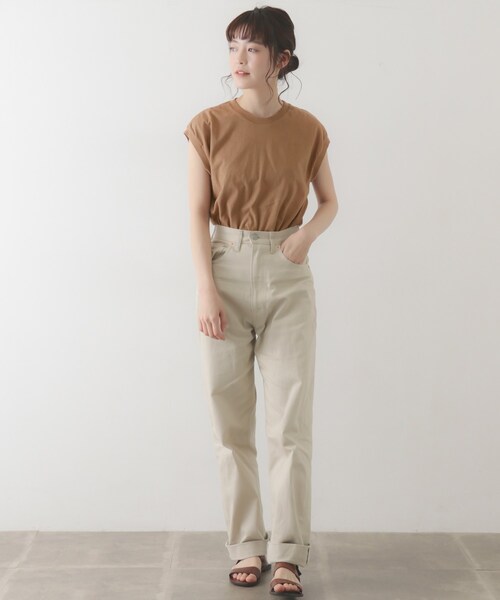 AURALEE(オーラリー)の「AURALEE CREW NECK SLEEVELESS(トップス・レディース・BEIGE/WHITE/LT.PURPLE/BLACK・1)」の5枚目の写真