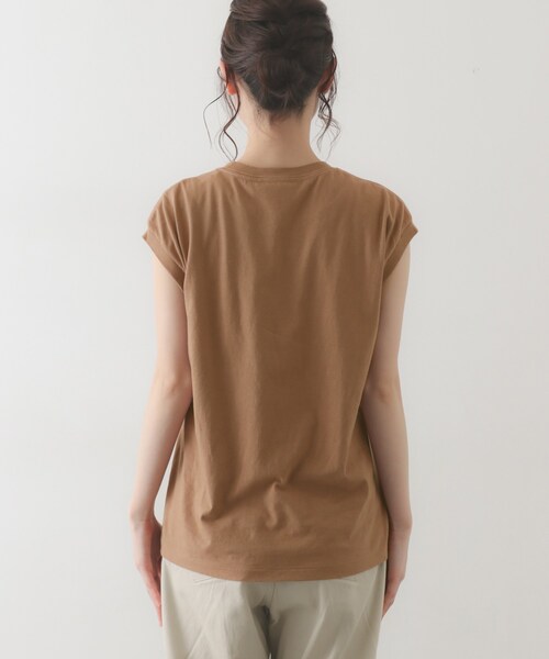 AURALEE(オーラリー)の「AURALEE CREW NECK SLEEVELESS(トップス・レディース・BEIGE/WHITE/LT.PURPLE/BLACK・1)」の7枚目の写真