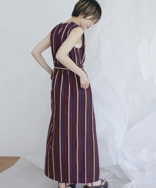 KBF（ケイビーエフ）の「ドビーストライプロングワンピース（ワンピース/ドレス・レディース・NATURAL/PLUM・one）」の5枚目の写真