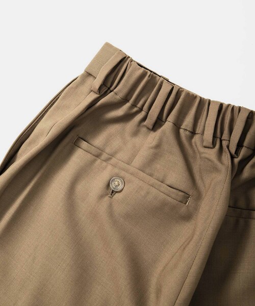 markaware（マーカウェア）の「MARKAWARE FRONT PLEATS PEG TOP（パンツ・メンズ・BLACK/BEIGE・1/2/3）」の14枚目の写真