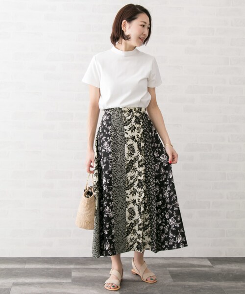 URBAN RESEARCH ROSSO WOMEN(アーバンリサーチ ロッソ)の「ボタニカルクレイジーパターンスカート(スカート・レディース・NAVY/BLACK・36/38)」の6枚目の写真