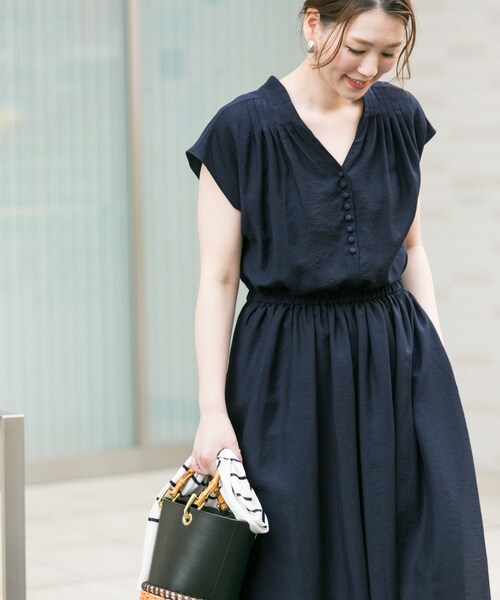 URBAN RESEARCH ROSSO WOMEN（アーバンリサーチ ロッソ）の「Vネック