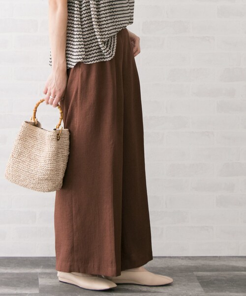 URBAN RESEARCH ROSSO WOMEN（アーバンリサーチ　ロッソ）の「リネンライクワイドパンツ（パンツ・レディース・OFFWHITE/CHARCOAL/NUTS/R/BROWN・36/38）」の13枚目の写真