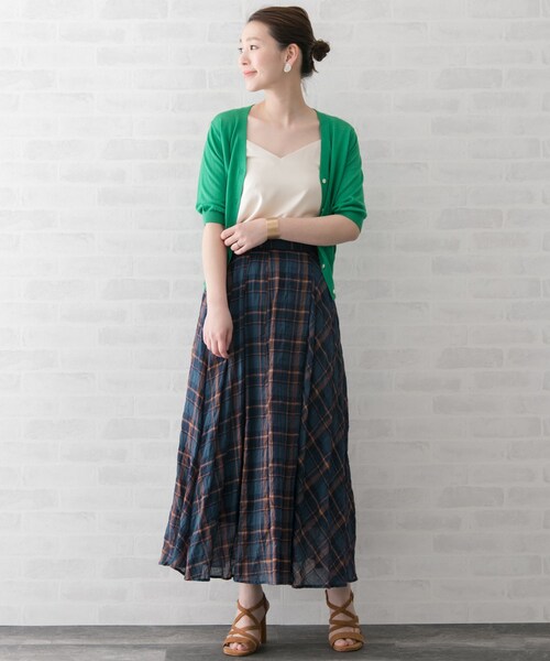 URBAN RESEARCH ROSSO WOMEN（アーバンリサーチ　ロッソ）の「アシメチェックマキシスカート（スカート・レディース・CHARCOAL/NAVY/YELLOW・FREE）」の14枚目の写真