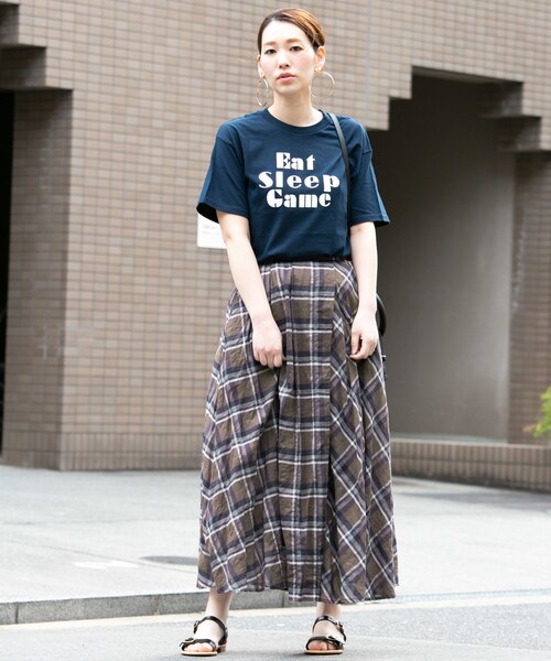 URBAN RESEARCH ROSSO WOMEN（アーバンリサーチ　ロッソ）の「アシメチェックマキシスカート（スカート・レディース・CHARCOAL/NAVY/YELLOW・FREE）」の7枚目の写真