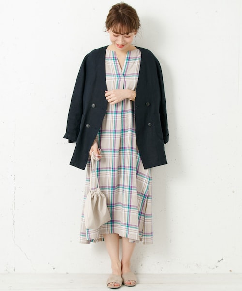 URBAN RESEARCH Sonny Label(アーバンリサーチサニーレーベル)の「リネンチェックスキッパーマキシワンピース(ワンピース/ドレス・レディース・パープル/ベージュ/オフ・FREE)」の6枚目の写真