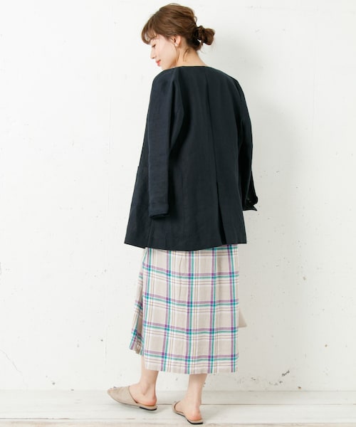 URBAN RESEARCH Sonny Label(アーバンリサーチサニーレーベル)の「リネンチェックスキッパーマキシワンピース(ワンピース/ドレス・レディース・パープル/ベージュ/オフ・FREE)」の8枚目の写真