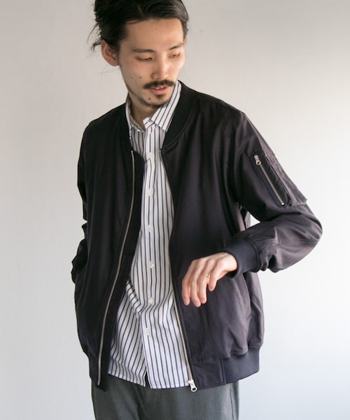 URBAN RESEARCH（アーバンリサーチ）の「MA-1（ジャケット/アウター・メンズ・KHAKI/NAVY・M/L）」の5枚目の写真