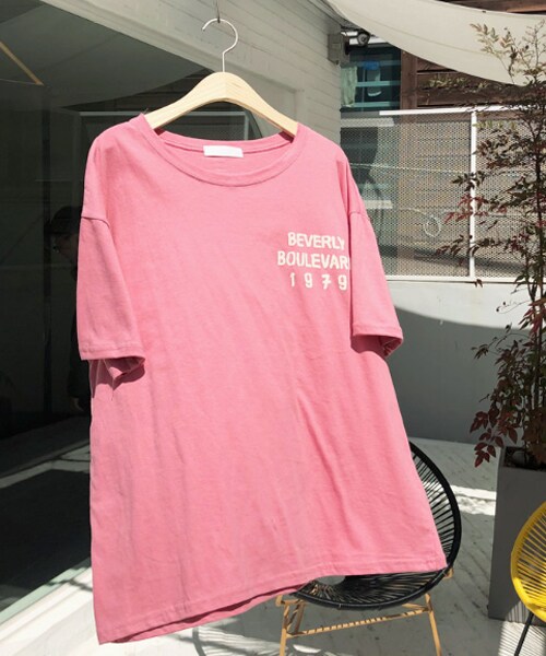 DHOLIC（ディーホリック）の「レタリングルーズ半袖Tシャツ（Tシャツ/カットソー・レディース・その他/ピンク/ベージュ・FREE）」の3枚目の写真