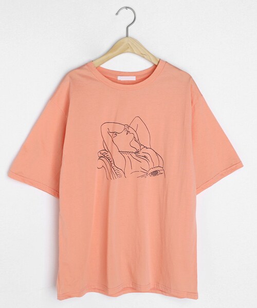 DHOLIC（ディーホリック）の「ドローイングプリントTシャツ（Tシャツ/カットソー・レディース・ホワイト/ベージュ/オレンジ/ブラック・FREE）」の4枚目の写真