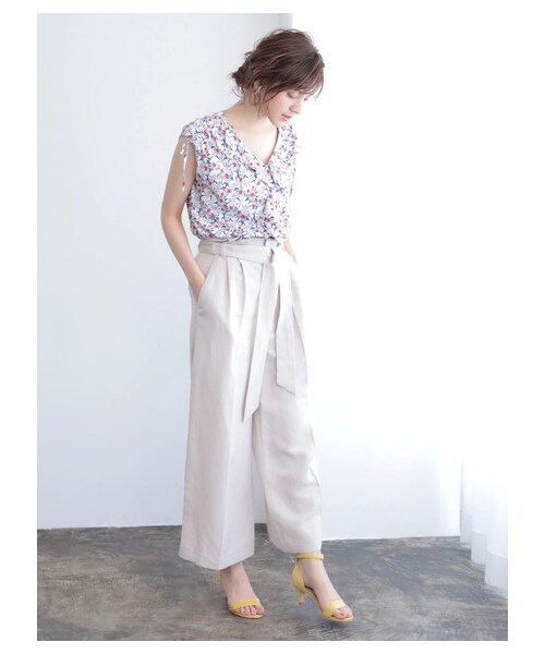 YECCA VECCA(イェッカヴェッカ)の「P.レーヨンリネンワイドパンツ(パンツ・ライトベージュ/ブラウン/ラベンダー・F)」の3枚目の写真