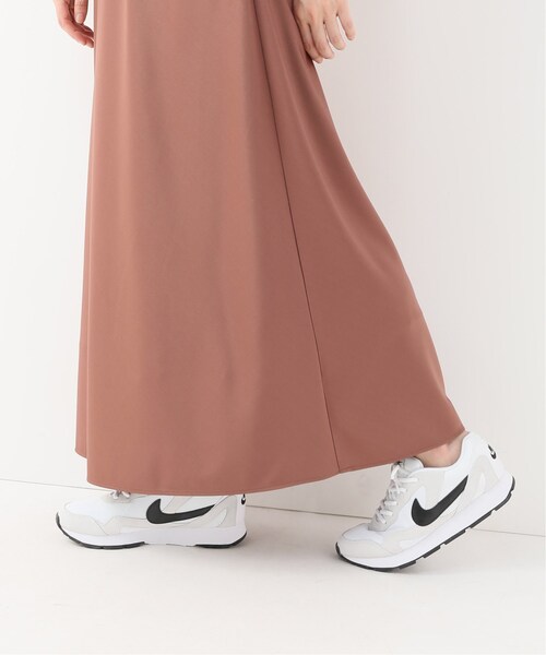 Spick & Span(スピックアンドスパン)の「サテン風スムーススカート(スカート・ナチュラル/36/38)」の11枚目の写真